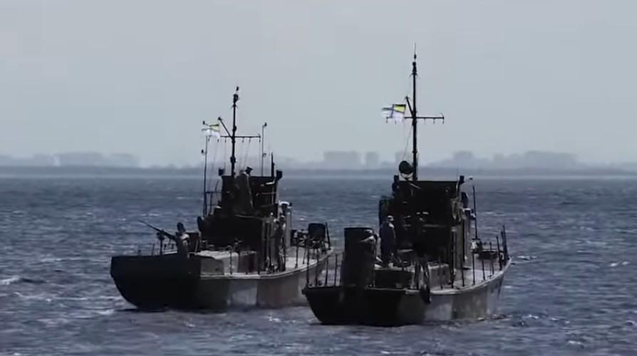 Оборону Києва підсилив річковий дивізіон катерів (ВІДЕО)