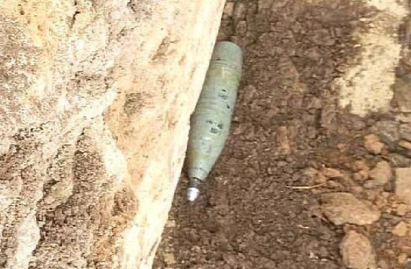 На Бориспільщині виявили авіабомбу та артилерійський снаряд