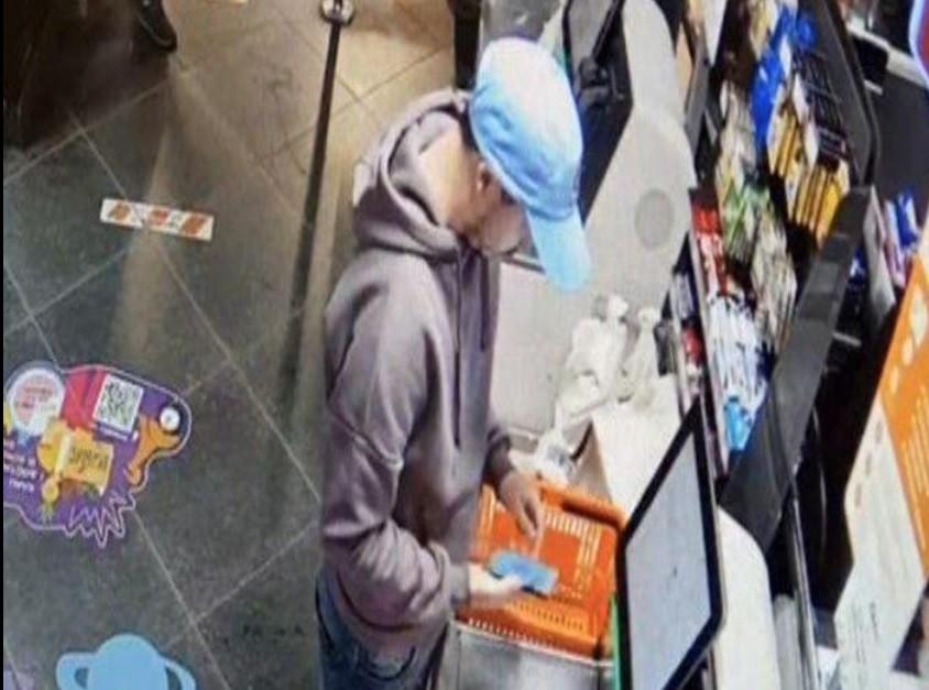 Киянин незаконно заволодів продовольчими сертифікатами Червоного Христа