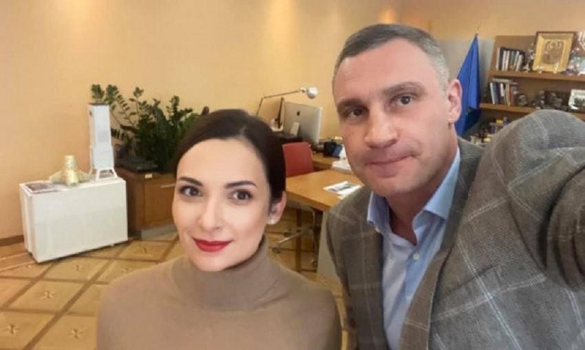 Свавілля під час воєнного стану: у суді Кличко визнав, що незаконно звільнив директора департаменту КМДА