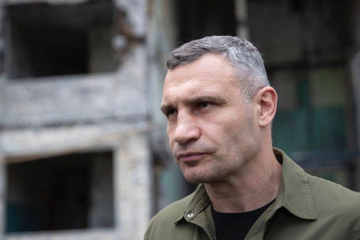 Віталій Кличко став лауреатом нагороди імені Артура Еша за мужність. Отримував Її Дуейн Джонсон