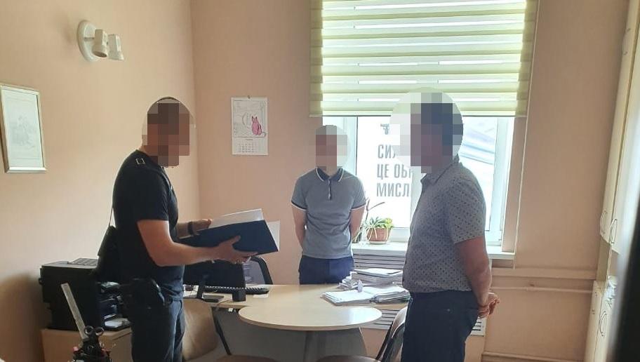 Директору Департаменту комунальної власності м. Києва та його заступнику повідомлено про підозру у службовій недбалості