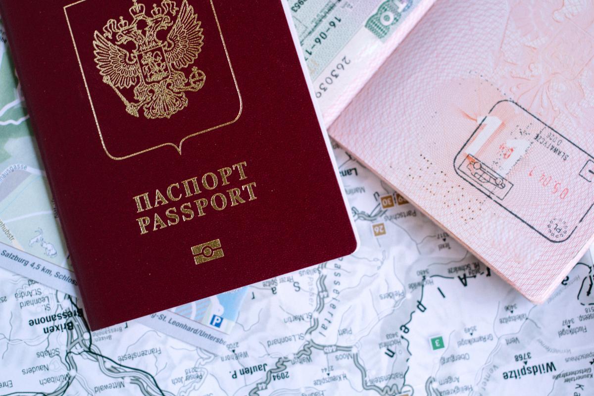 За місяць 80 росіян звернулися за візами для в’їзду в Україну – скільки отримали