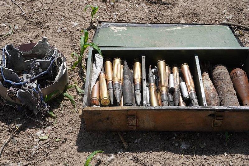 Київщину розміновують піротехніки з 7 областей України: “сюрпризів” ще вдосталь