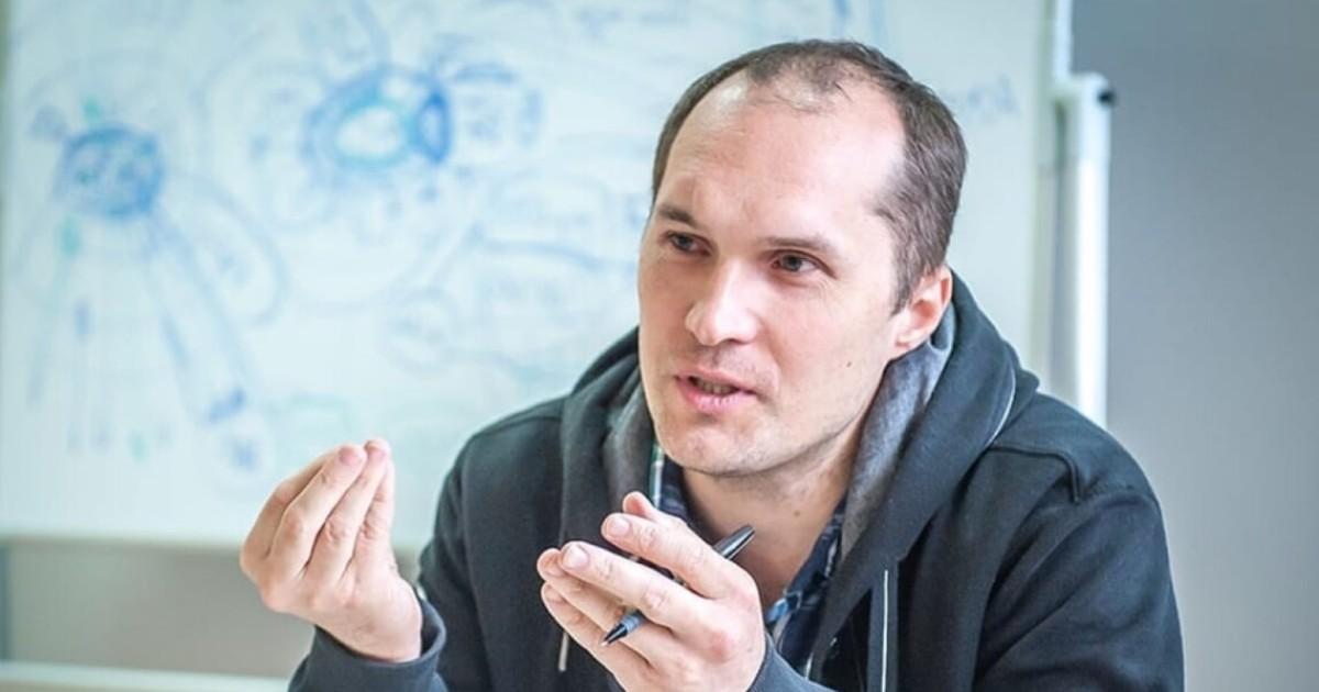 Бутусов порадив Єрмаку питати у Генштабі, перш ніж вигадувати про “перемоги” на фронті 