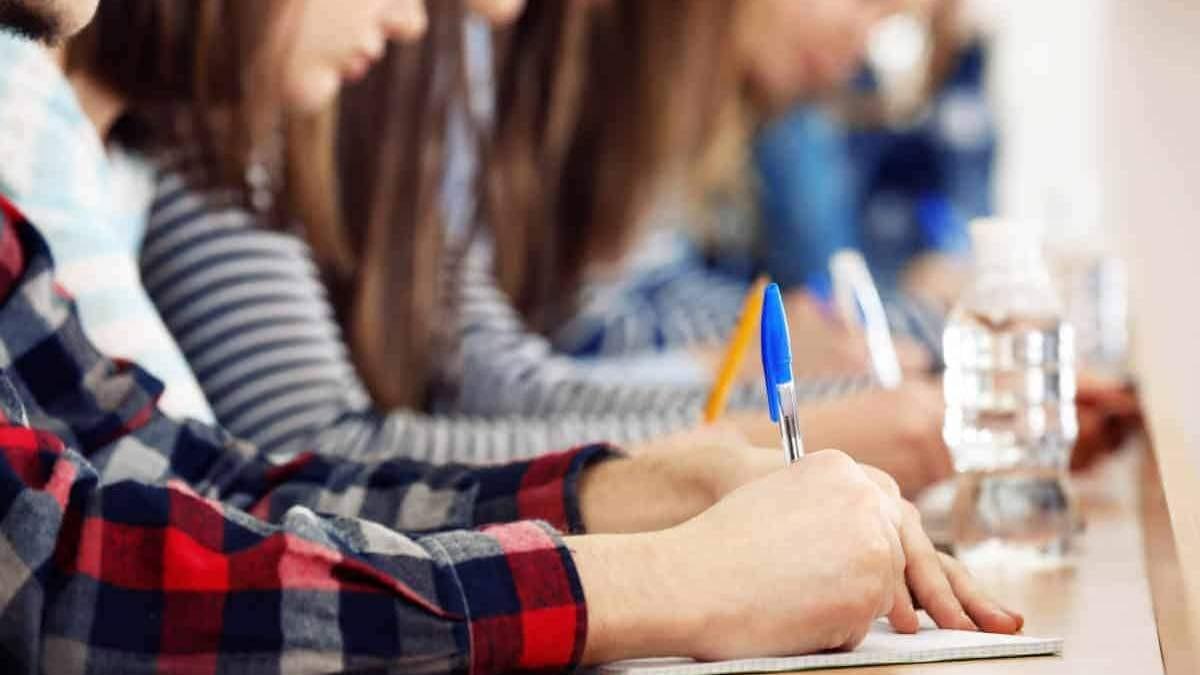 Для вступників стартує подання електронних заяв у магістратуру – основні дати