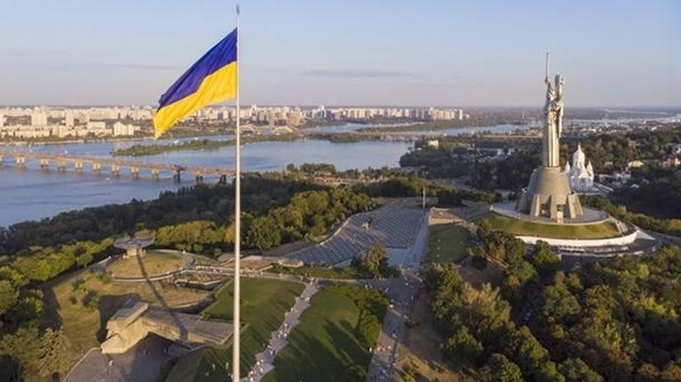 Ранок 12 вересня: що в Києві з повітрям та радіацією