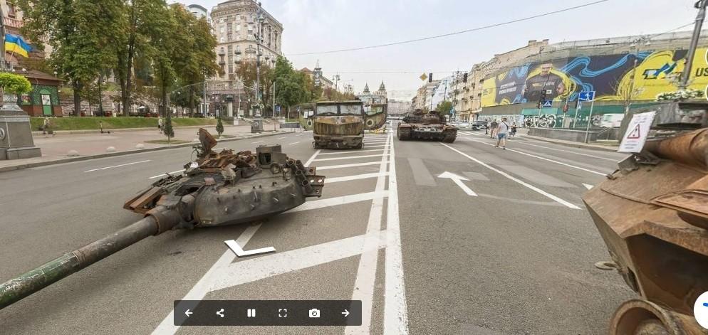 З’явився 3D-тур виставкою знищеної російської техніки на Хрещатику