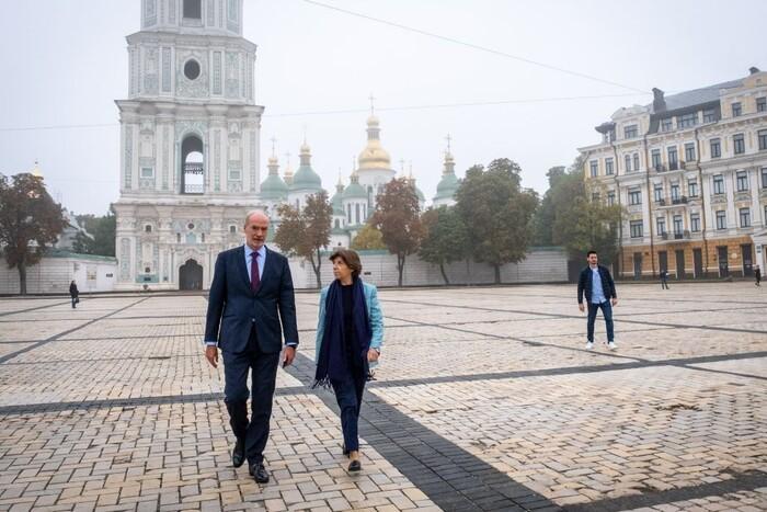 Bonjour l’Ukraine: до Києва прибула глава МЗС Франції