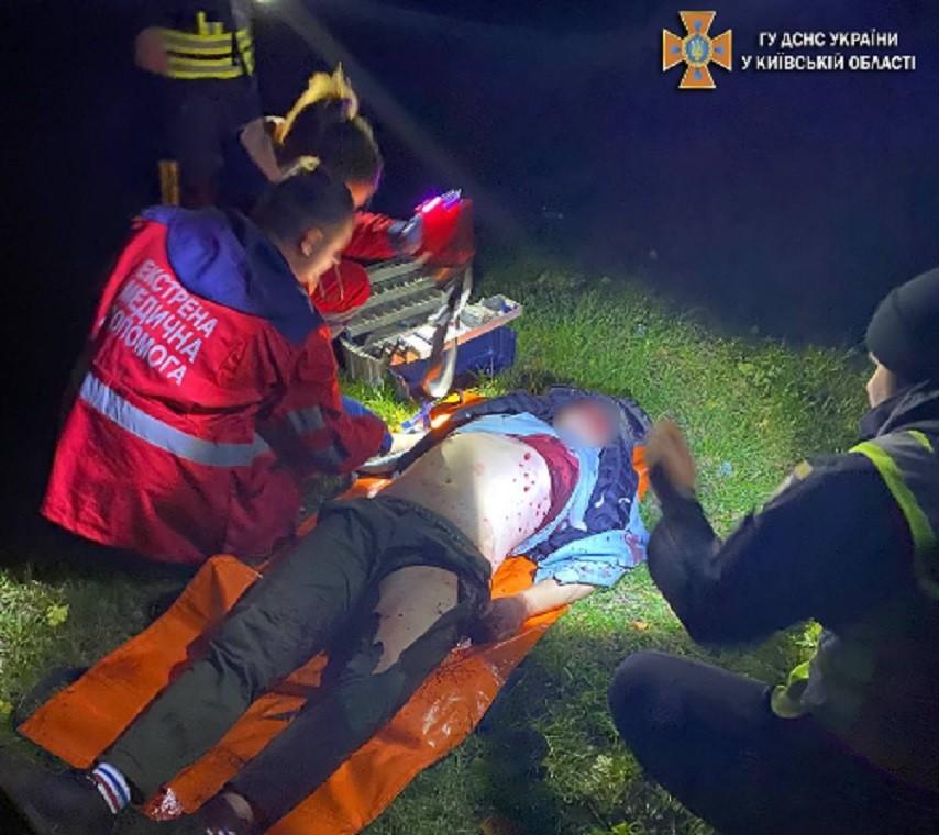 Штовхнув вибуховий пристрій ногою: На Київщині підірвався хлопець
