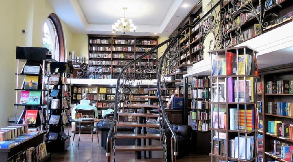 Українцям передадуть 25 тисяч англомовних книжок з Британії