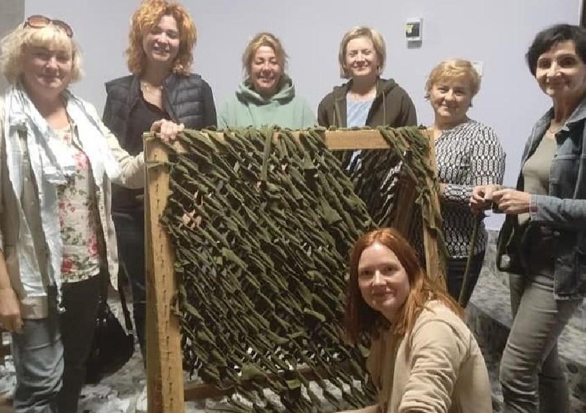 Волонтерки з Обухова потребують тканин для “кікімор”: як допомогти