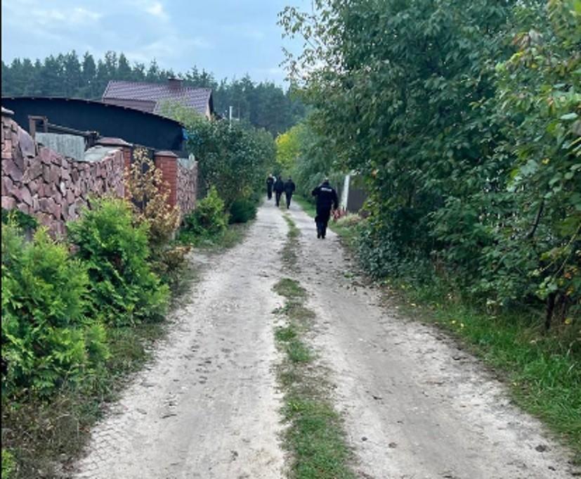 Відрізав голову та сховав у чагарниках: На Київщині батько розчленував тіло власного сина