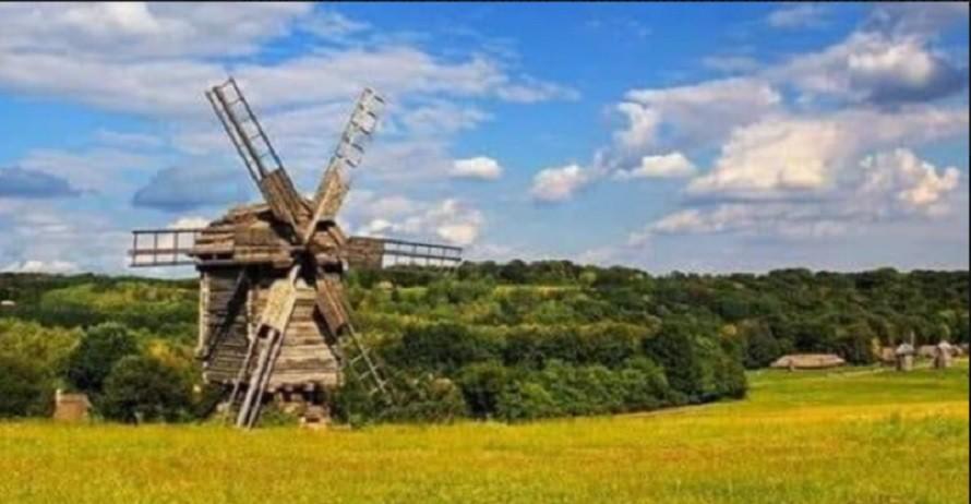 Захоплення майна і землі музею в Пирогові: суд “підіграв” рейдерам