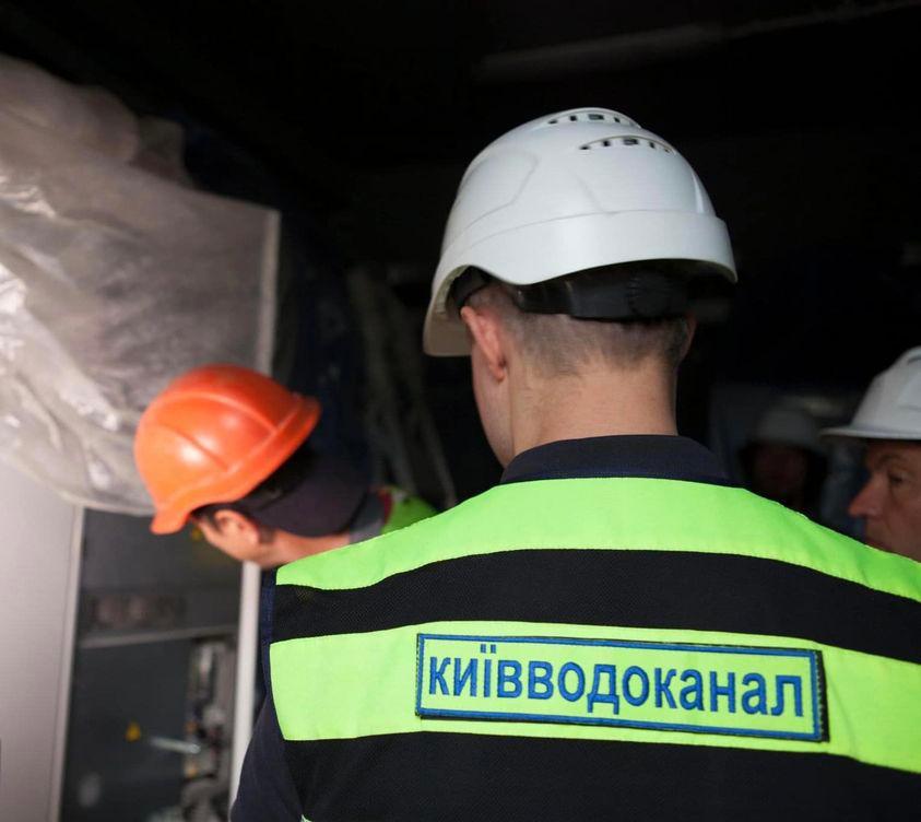 Весь Київ залишився без води через обстріли