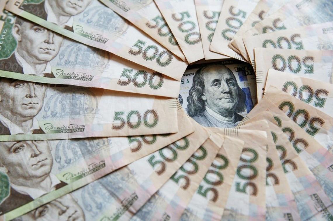 Тривалий блекаут призведе до зміцнення гривні – банкір