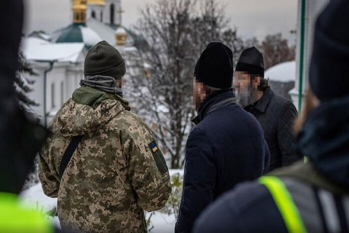 Передача храмів Києво-Печерської лаври в користування ПЦУ не можлива поки що – Данілов