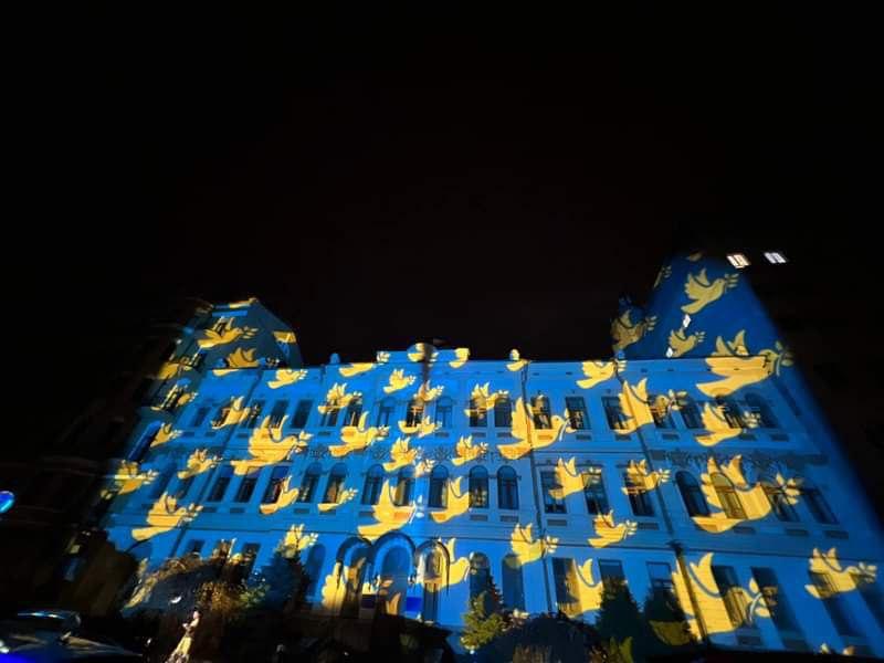 Світлові інсталяції мандрують столицею: у арт-вогнях Михайлівський Золотоверхий та Софійський собор