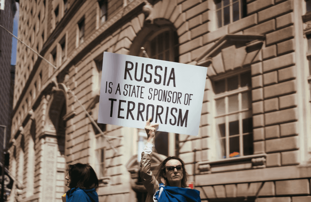 Під санкції РНБО потрапили 119 діячів рф – серед них троє громадян України