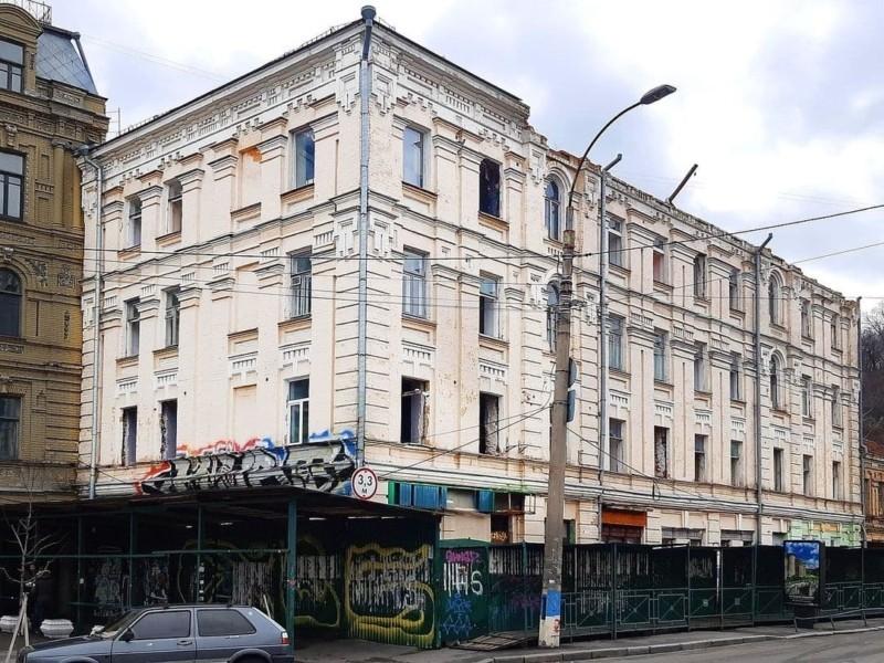 Касаційний суд скасував рішення ОАСК про позбавлення Садиби Дмитрієва статусу памʼятки