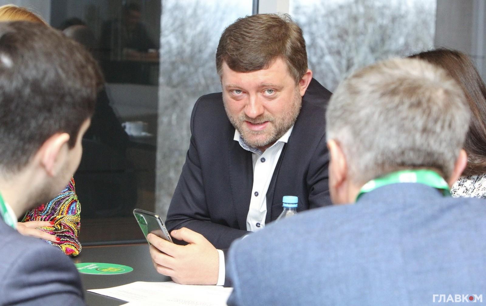 Олександр Корнієнко готує плацдарм до наступних виборів на Бучанщині?
