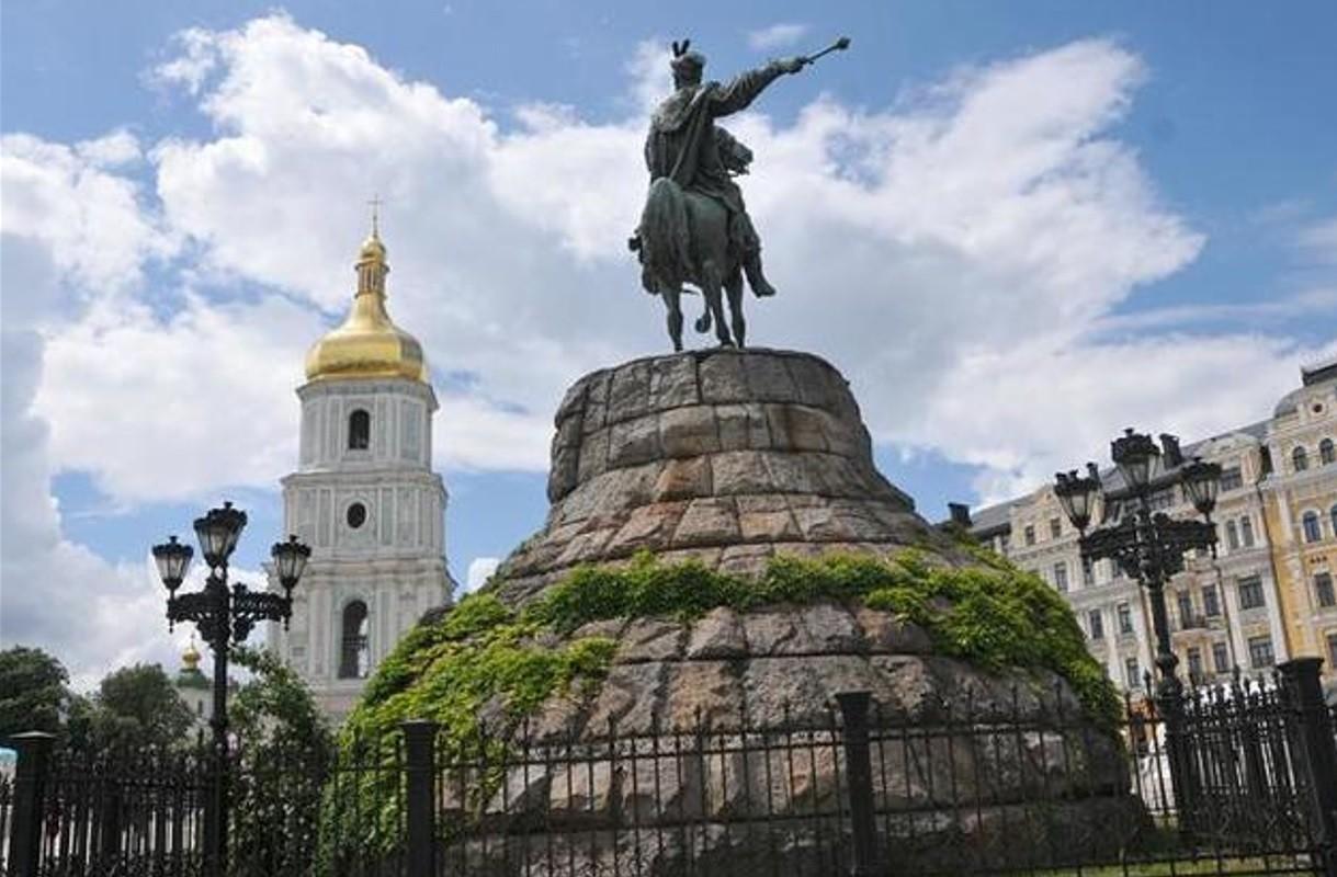 Ще 15 історичних об’єктів Києва можна побачити у доповненій реальності