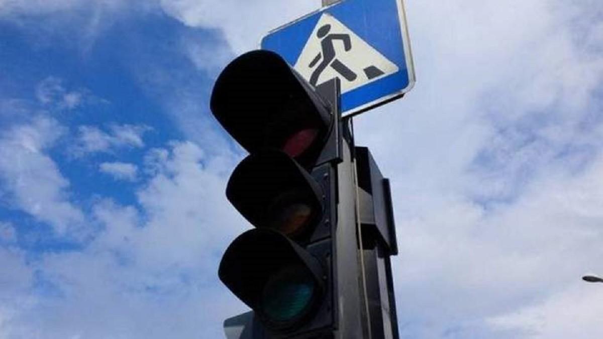 Світлофори не працюють – за ДТП все одно карають