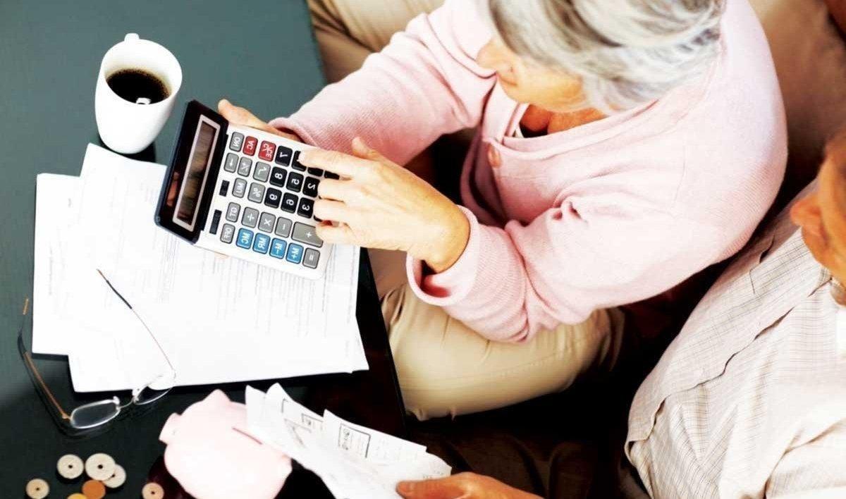 Пенсіонери можуть отримати надбавку у 600 гривень: хто у щасливчиках