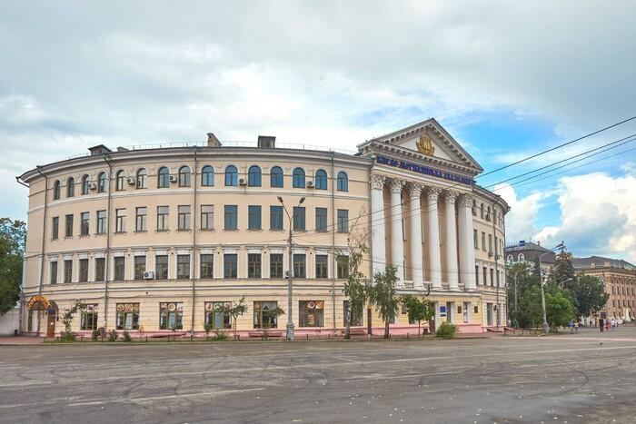 У академії розгорівся мовний скандал