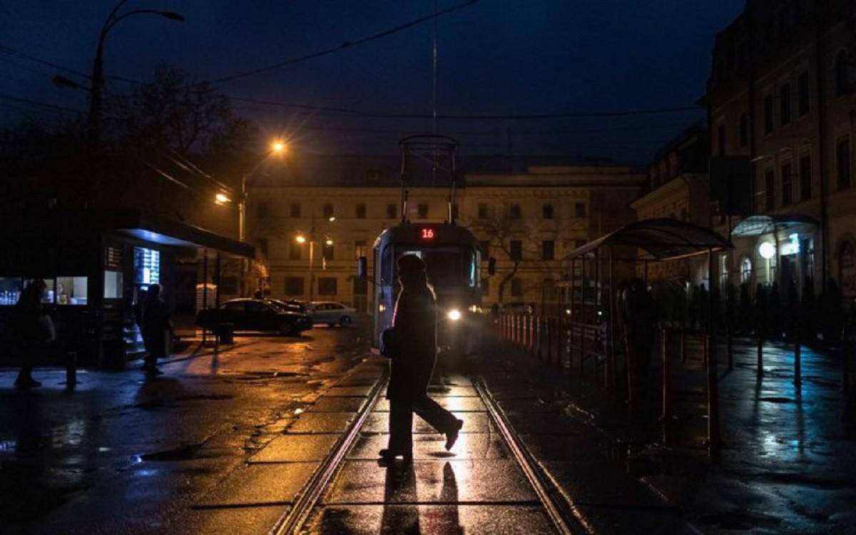 Поліція зізналась, що під час відключення світла в місті працювали «антимародерні» групи