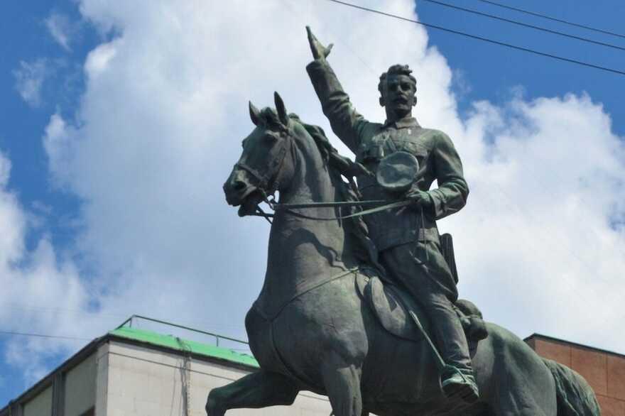 У Мінкульті пояснили, що буде із пам’ятником Щорсу у Києві