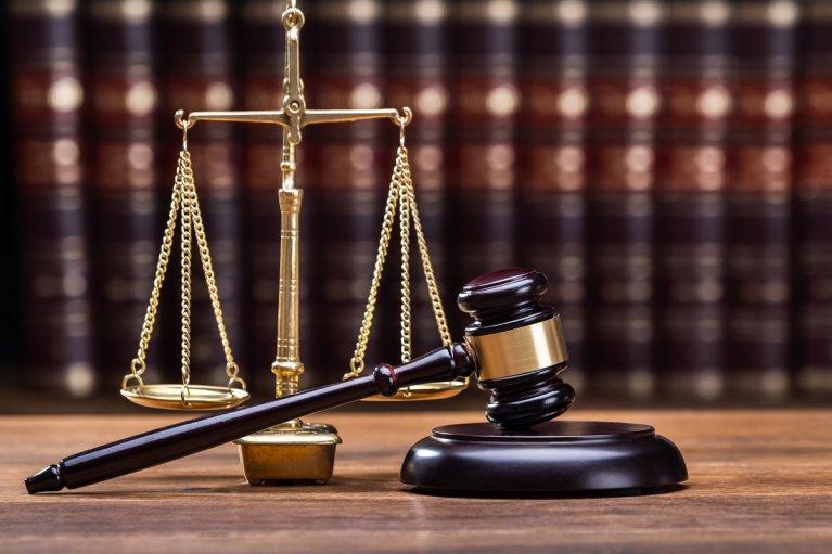 Пропонував хабар заступнику начальника столичного СІЗО: суд оголосив вирок зловмиснику