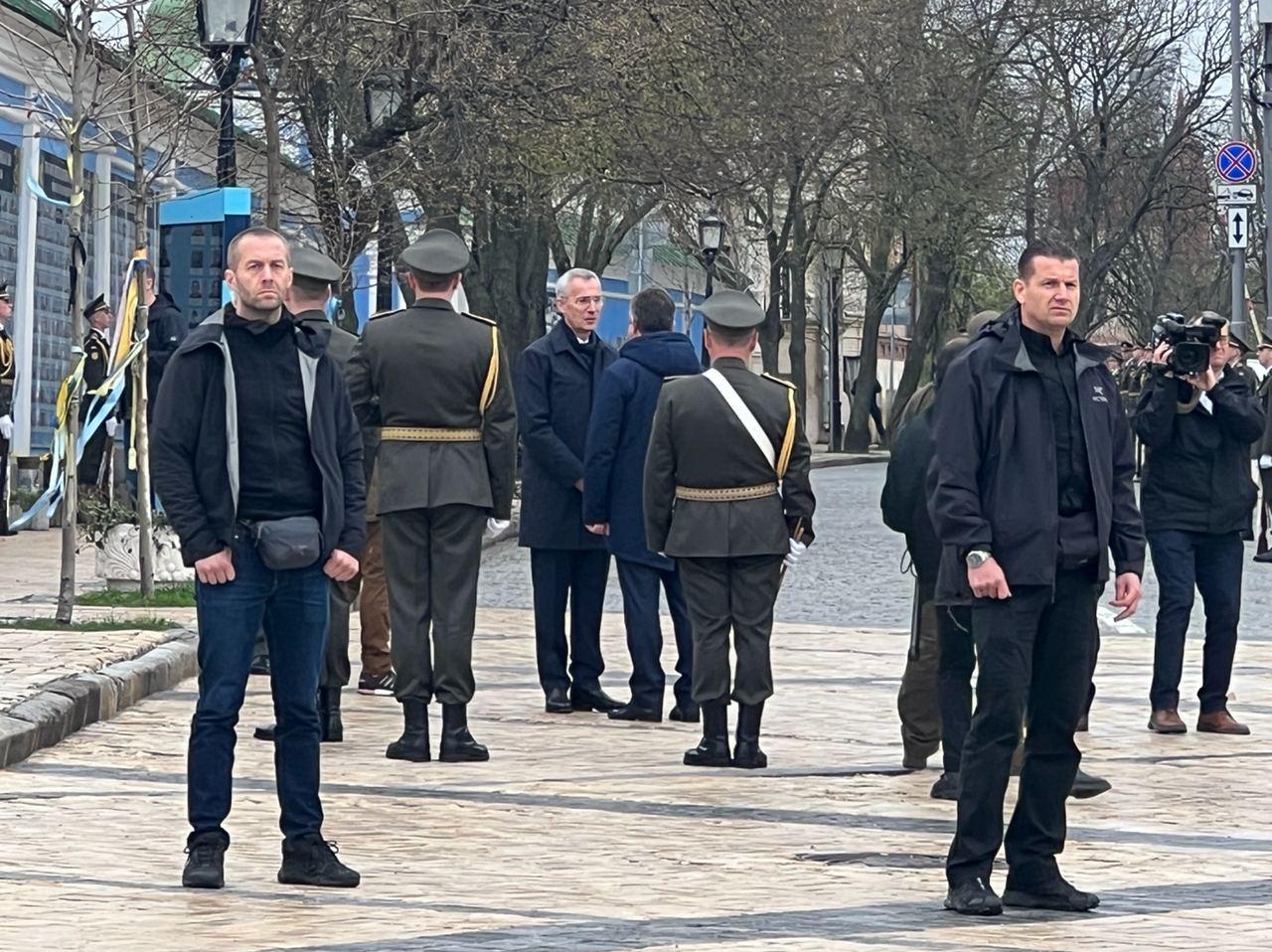 Генсек НАТО Єнс Столтенберг прибув до Києва