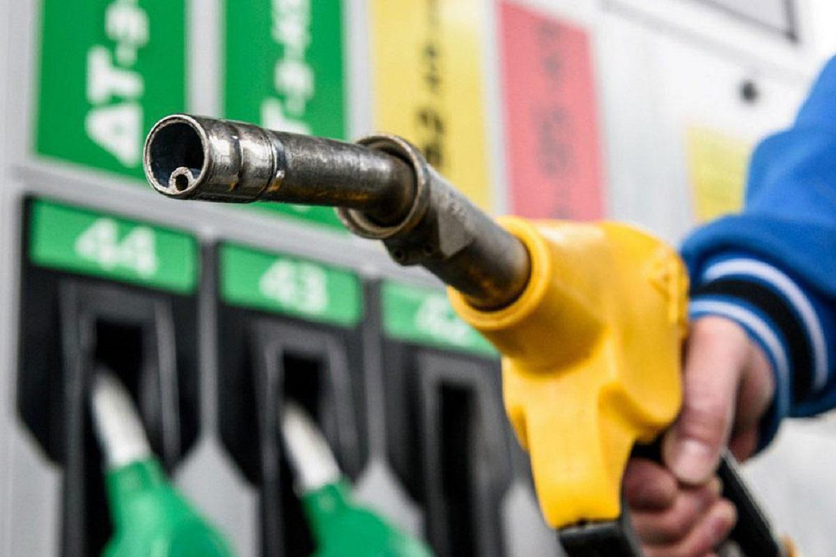 Ціни на паливо на АЗС в Україні можуть знизитися 