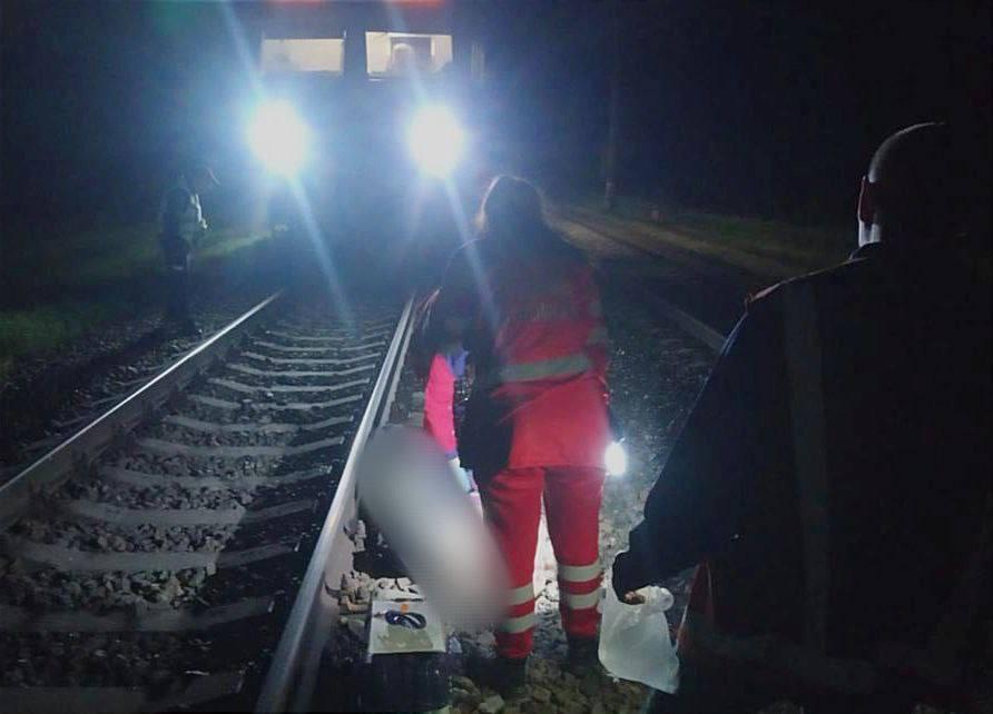 На коліях у Київській області знайшли підлітка з тяжкими травмами