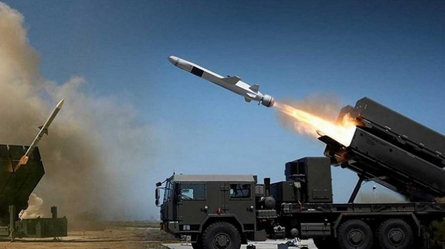 Українська ППО перехопила у квітні майже 6 тисяч російських дронів і ракет
