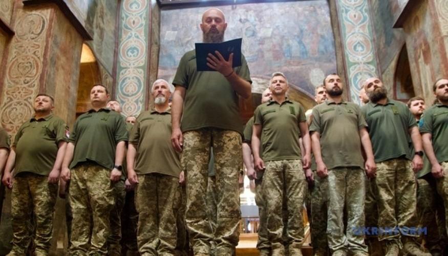 У Києві відбувся випуск військових капеланів