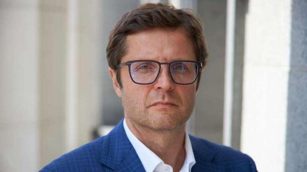 Нардеп від “Слуги народу” виїхав з країни та не повернувся