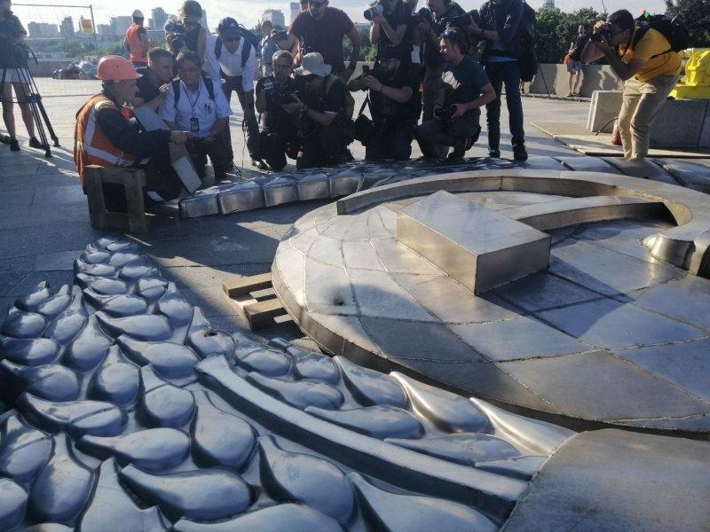 Що буде зі знятим гербом СРСР з “Батьківщини-матері”: подробиці