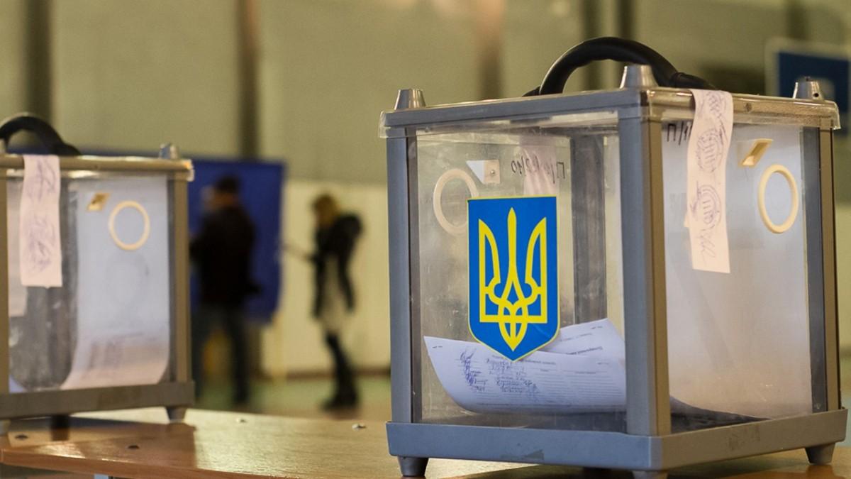 Довірити владу військовим та волонтерам – українці розповіли, за кого б проголосували на виборах