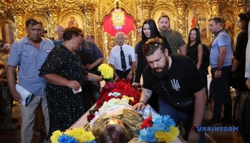 У Києві попрощалися із загиблим на фронті політтехнологом Євгеном Шаяном