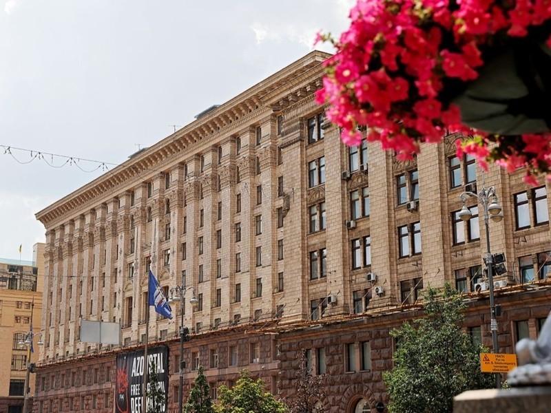 Владу запідозрили у подвійних підходах щодо стягування з київського бізнесу боргів за оренду землі