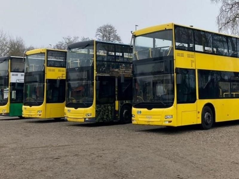 Двоповерхові автобуси не поїдуть ні на Троєщину, ні на станцію метро Харківську – “Київпастранс” розкрив плани
