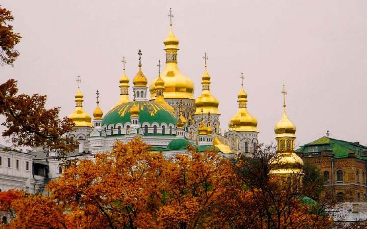 Мінкульт відповів, яка доля священників та майна УПЦ МП після її заборони