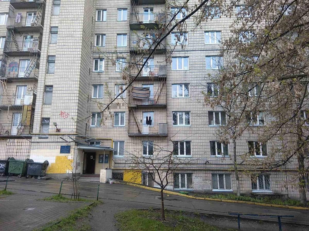 Знищили котельню: митці мерзнуть, а батьки студентів з Національної академії образотворчого мистецтва вимагають опалення гуртожитку