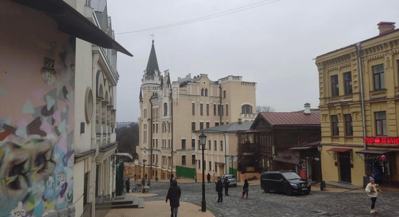 Порятунок “замка Річарда”: власника зобов’язали замінити бетонні блоки надбудови на цегляні