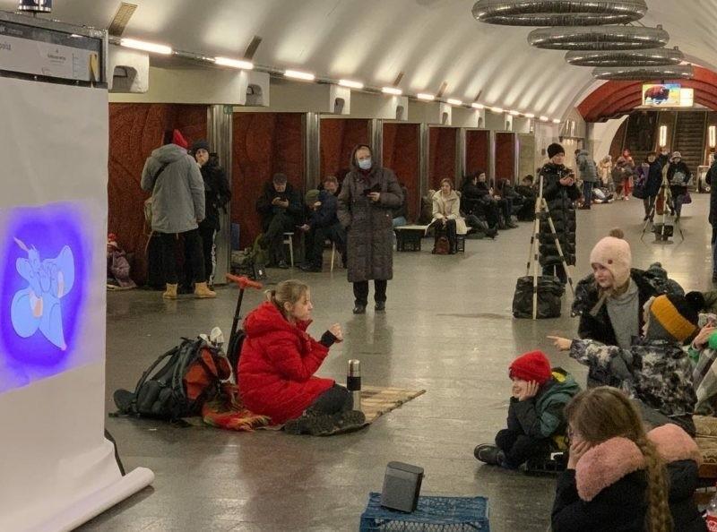 Стало відомо, скільки киян за тиждень скористалися станціями метро як укриттям