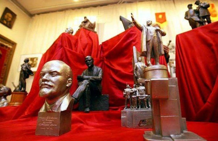 Музей тоталітаризму може бути створено на трьох локаціях міста: де саме