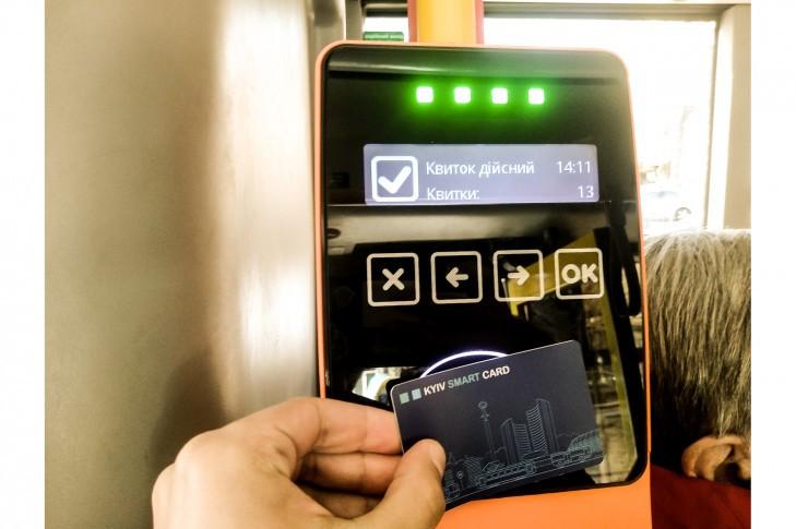 Петиція про встановлення валідаторів у маршрутках Києва набрала необхідну кількість голосів