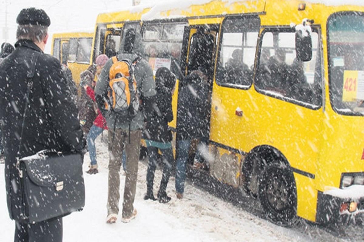 Міська мобільність: у Києві менше половини автобусів обладнані для людей з інвалідністю